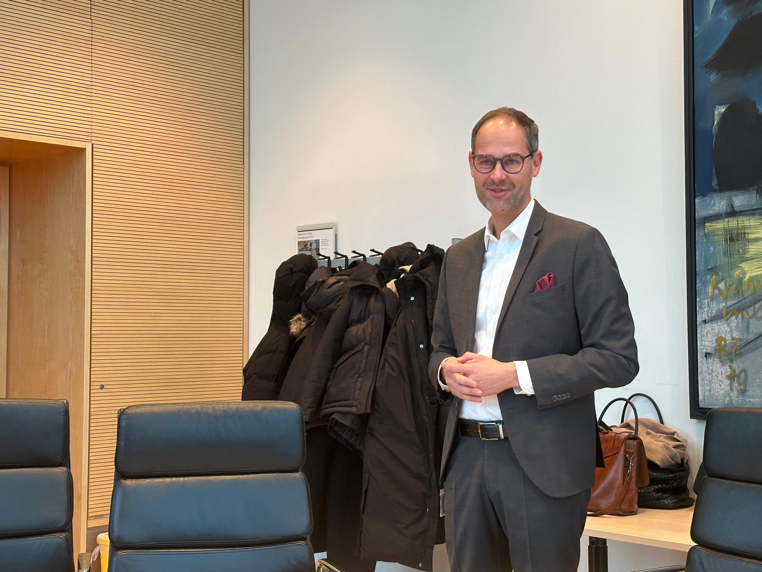 Dr. Jan Helmig (Opta Data) spricht im Bundestag